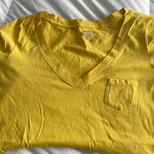 Old Navy extra small yellow women’s V-neck T-shirt with pocket  B